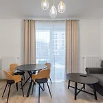 Petrovdom In Warsaw Cozy Apartment Wola, 32 Jana Kazimierza